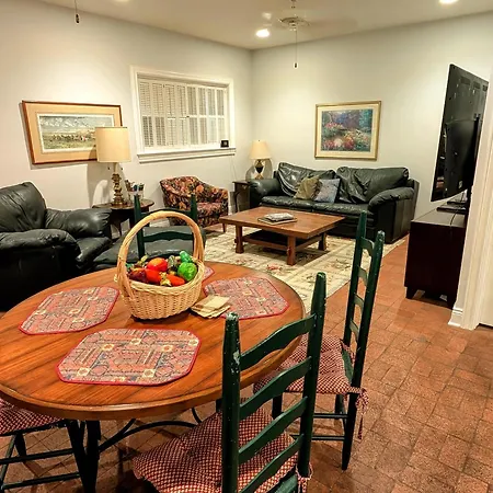 Private Guest House On 3 Acre Estate In Central Phoenix
